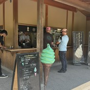豆政　 金閣寺境内売店