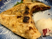 ぶりカマの炭火焼き
