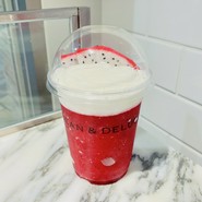DEAN & DELUCA アミュプラザ博多