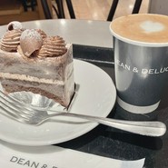 DEAN & DELUCA アミュプラザ博多