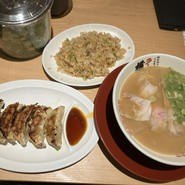 ラーメン 横綱 クリスタ長堀店