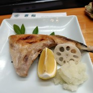 ぶりの塩焼き