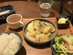 ビアーズテーブル ケラケラ
