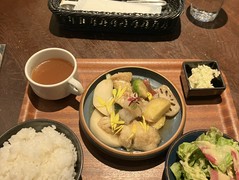 ビアーズテーブル ケラケラ