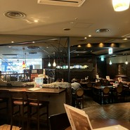 ビアーズテーブル ケラケラ