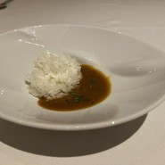 エミュ