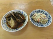 鰈の煮付、スパゲッティサラダ