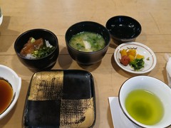 河太郎　博多駅店