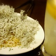 シラスたっぷりペペロンチーノ