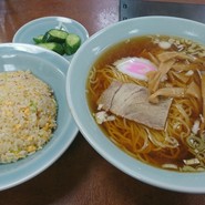 半チャーハンラーメンセット