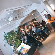 アースカフェ 代官山 （Urth Caffe）