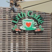 アースカフェ 代官山 （Urth Caffe）
