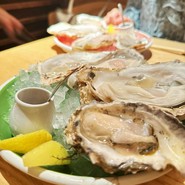 旬の生牡蠣食べ比べ