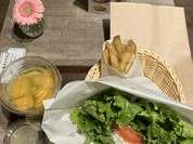 フレッシュネスバーガー 上本町店