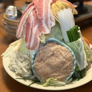 本家 山賊鍋 田川バイパス店