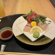 うなぎ四代目菊川　東京駅黒塀横丁店