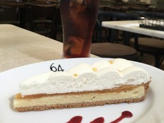 Bar　&　Bistro　64