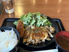 肉系居酒屋　肉十八番屋　人形町店