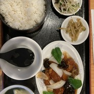 酢豚定食