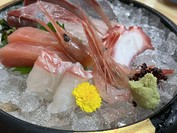 弥吉本店