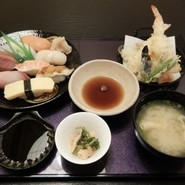海鮮料理きとら 津名店