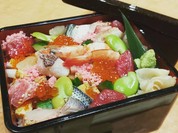 特上バラちらし