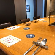 AU　GAMIN　DE　TOKIO