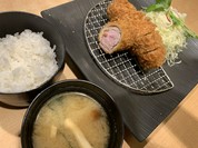 とんかつKYK 神戸店