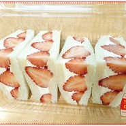 イチゴサンド（テイクアウト）