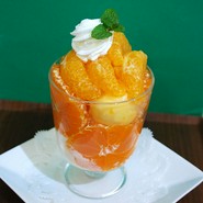 伊予柑パフェ（季節限定）