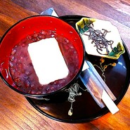 北海道産小豆手作りぜんざい甘さちょうどいい。