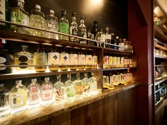 日本のクラフトジンが100種類以上