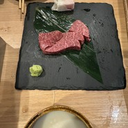 ホルモン焼肉　肉の大山