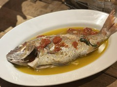 サルデーニャ家庭料理　タロス（Tharros）