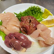 鳥刺し盛り