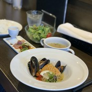 Bistro　cafe　eS
