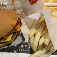 マクドナルド 新梅田店