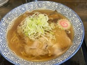 しょうゆラーメンです。素朴な味ですが、あっさりして美味しかったです。