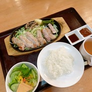 ログハウスレストラン　たちばな