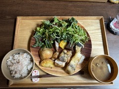 食と森