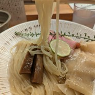 銀座らぁ麺しら石