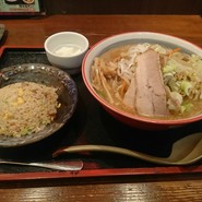 味噌野菜ラーメン+ミニチャーハンセット