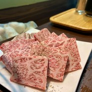焼肉のあじまる 本店