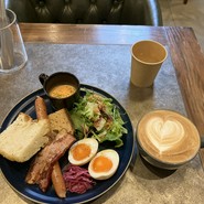 SHIMATONERIKO 路地裏 COFFEE ROASTER