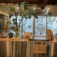 SHIMATONERIKO 路地裏 COFFEE ROASTER
