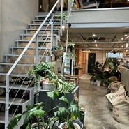 SHIMATONERIKO 路地裏 COFFEE ROASTER