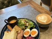 SHIMATONERIKO 路地裏 COFFEE ROASTER