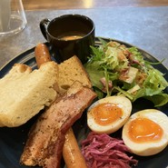 SHIMATONERIKO 路地裏 COFFEE ROASTER
