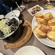 カフェ　レンベーク　（直輸入ベルギービール専門店）