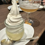 カフェ　レンベーク　（直輸入ベルギービール専門店）